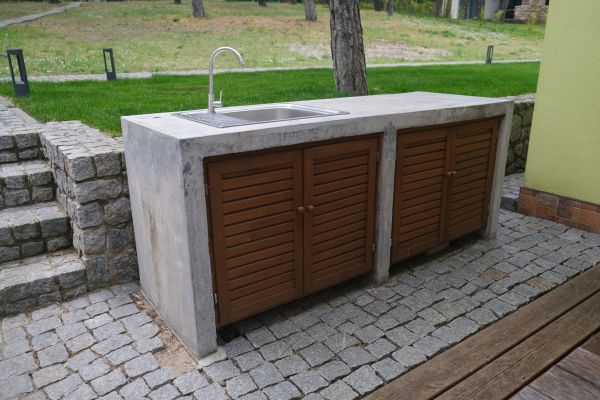 Concrete Counter Installation